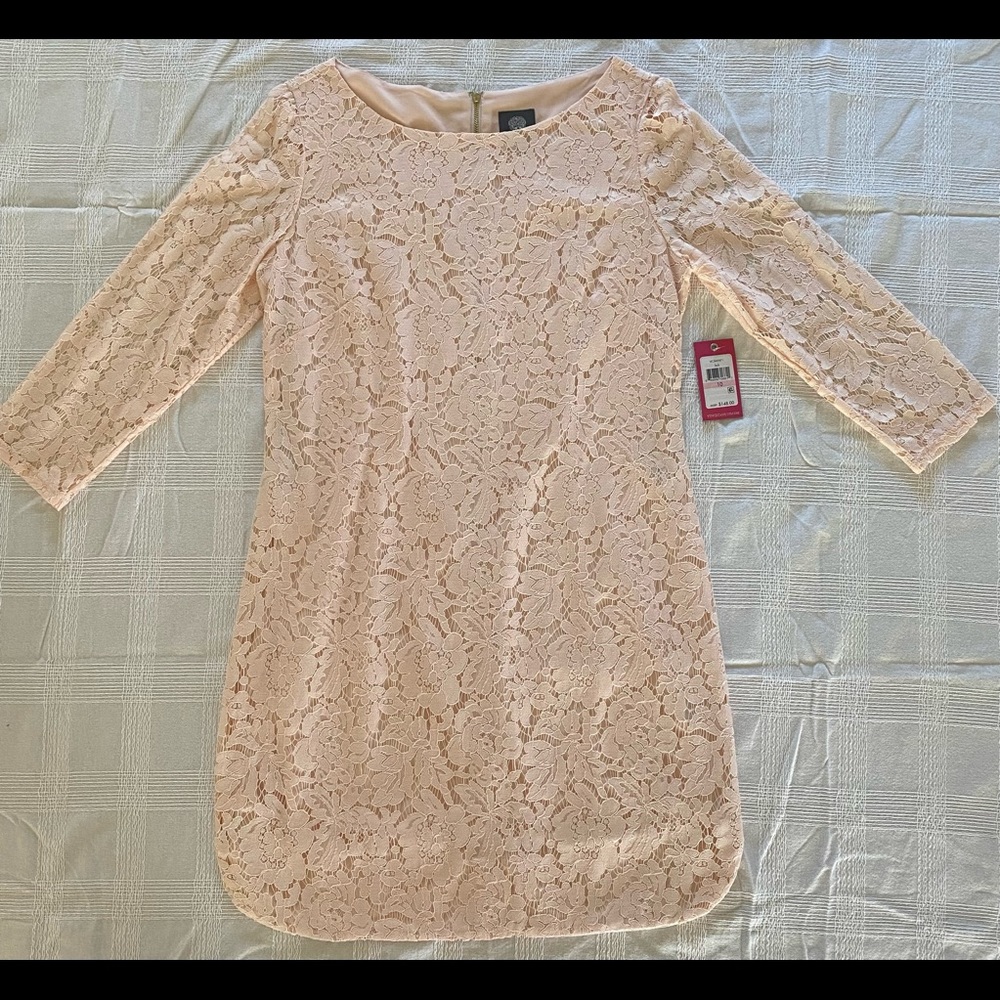 NWT Vince Camuto lace cocktail dress. Size 10.